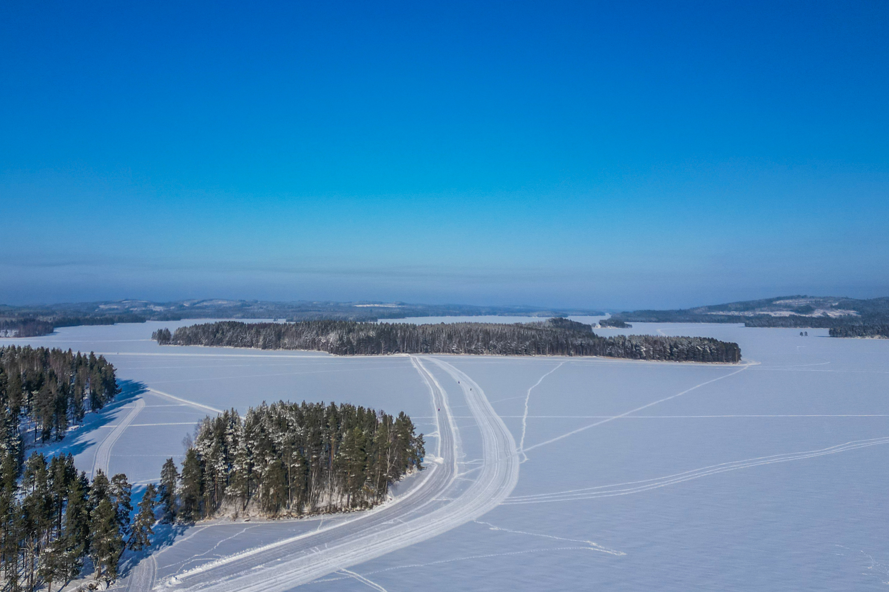 Jääreitti Risusaareen.